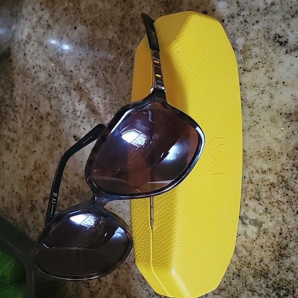 Swarovski Sunglasses 🕶 - Picture 5 of 7